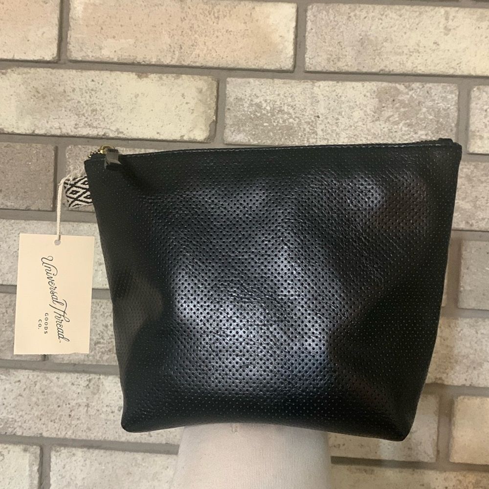 3for$20 NWT universal thread handbag brand new